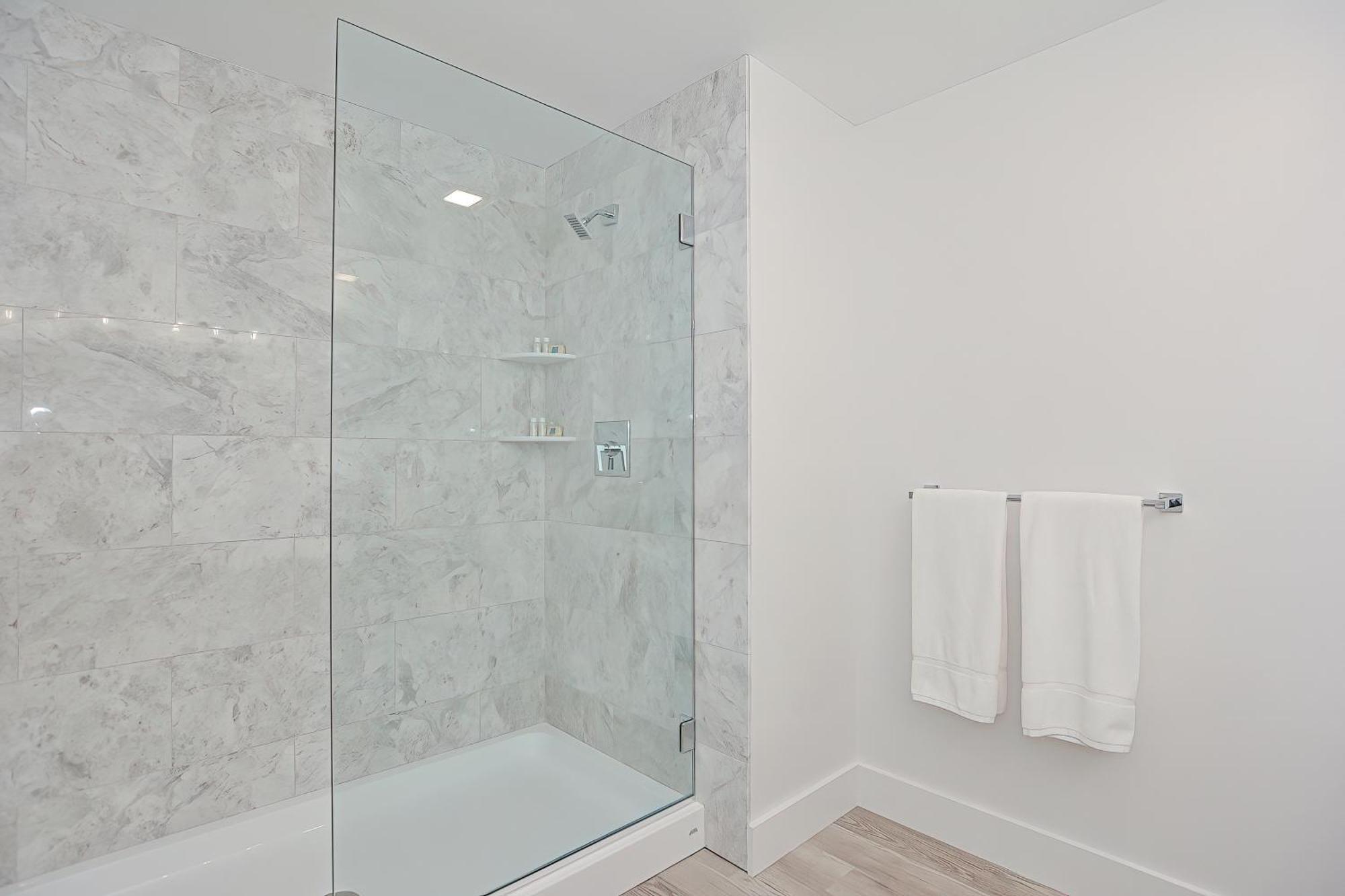 Thomas Sea Suites At Harbourtown Plymouth Habitación foto